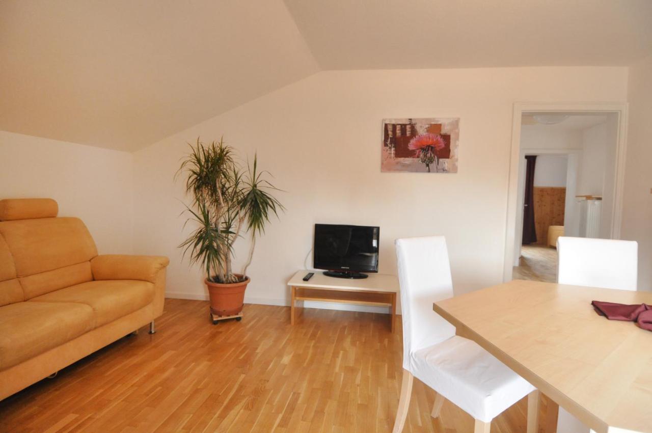 Melaniesguesthouse 4 Zimmerwohnung Caldaro sulla Strada del Vino Exterior foto